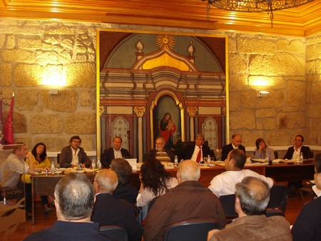 Deputados Municipais receberam informação de suporte com atraso para AM de sexta-feira e Mesa promete justificar-se