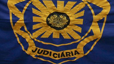 A Polícia Judiciária deteve seis homens pela prática de crimes violentos