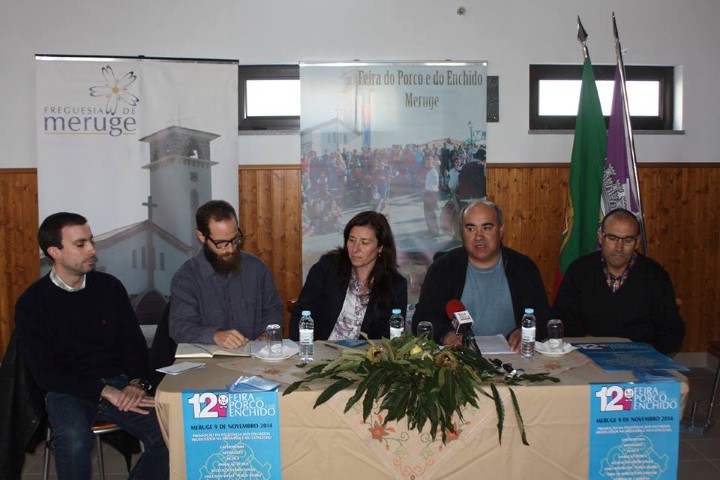 Meruge, com muitas iguarias e animação, espera milhares de visitantes para a 12ª Feira do Porco e do Enchido