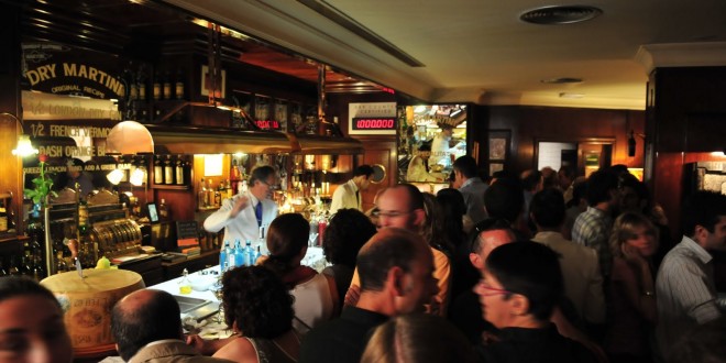 Estabelecimentos abertos até às 4h00 da madrugada na quadra de Natal e Ano Novo em Oliveira do Hospital.