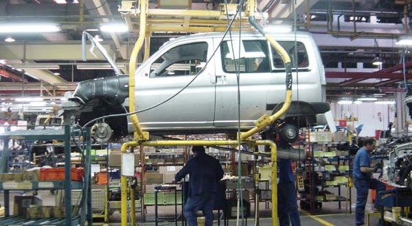 Peugeot Citroën de Mangualde admite ter um plano de saídas voluntárias para reduzir efectivos