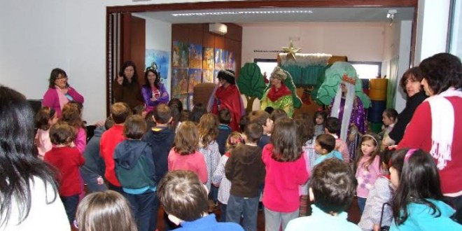 Biblioteca Municipal de Oliveira do Hospital comemora Dia de Reis