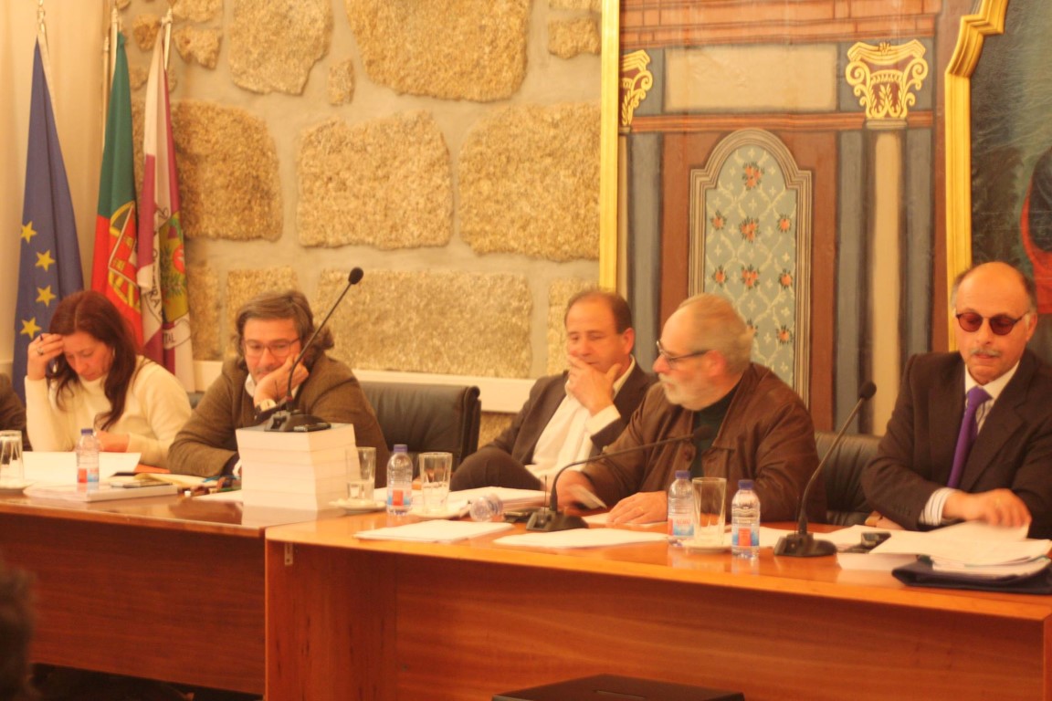 José Carlos Alexandrino contra transferência de competência para os municípios