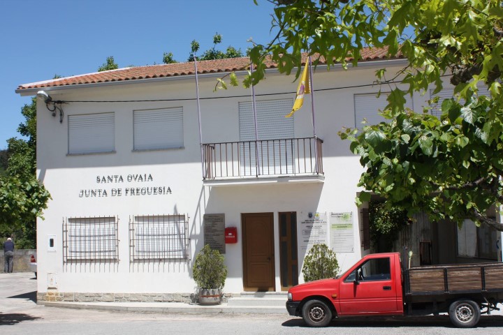 Santa Ovaia, Junta de Feguesia